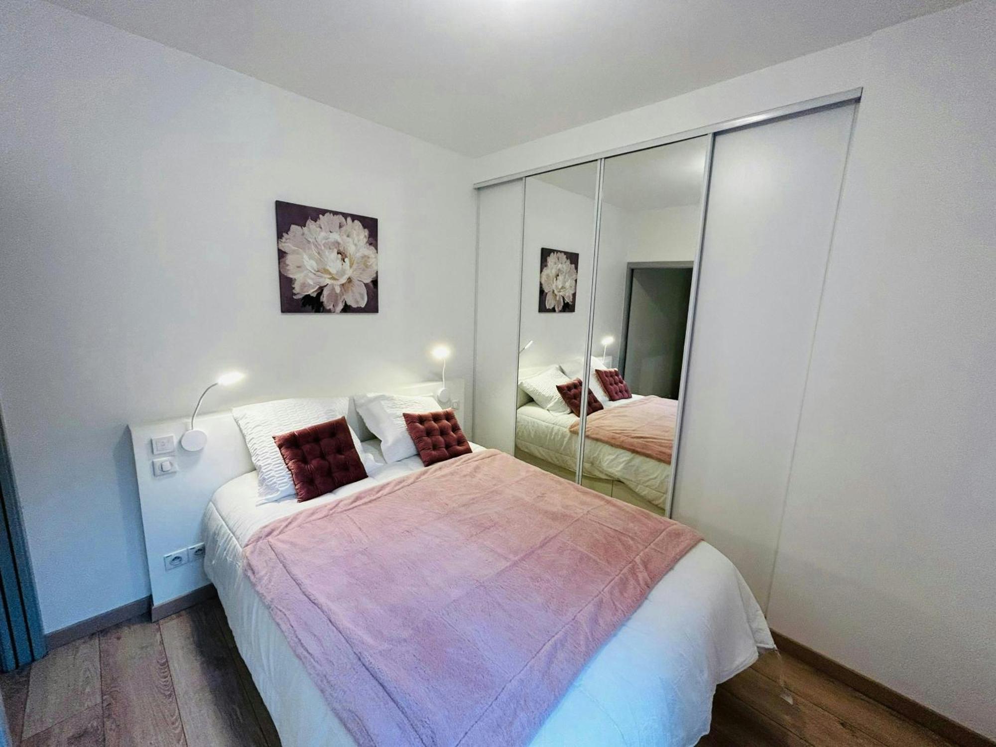L'Etape Des Sacres Apartamento Reims Exterior foto
