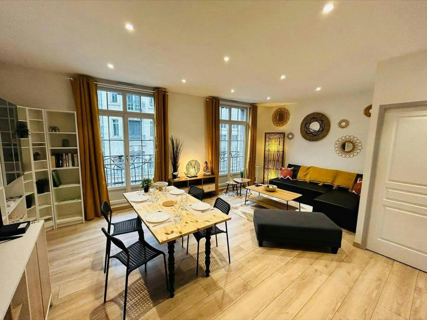 L'Etape Des Sacres Apartamento Reims Exterior foto